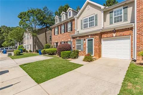 2746 Rocky Ct, Atlanta, GA 30349