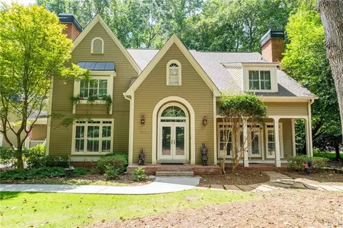 5241 Hermitage Dr, Powder Springs, GA 30127
