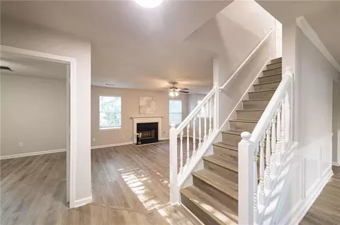 Entry Way - 596 Vaughan Dr, Hampton, GA 30228 photo 7 of 20