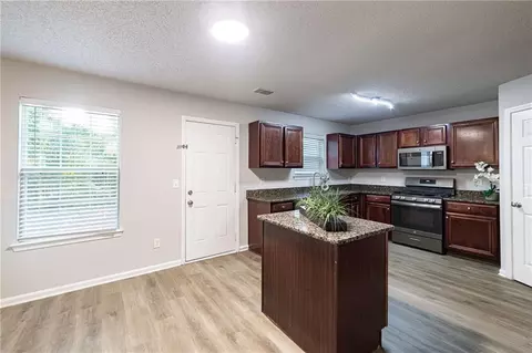 Kitchen - 596 Vaughan Dr, Hampton, GA 30228 photo 1 of 6