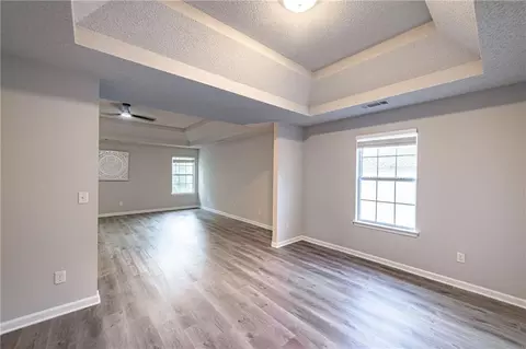 Living - 596 Vaughan Dr, Hampton, GA 30228 photo 7 of 8