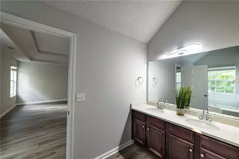 Entry Way - 596 Vaughan Dr, Hampton, GA 30228 photo 17 of 20