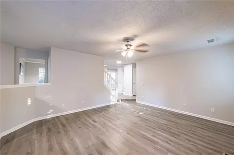 Living - 596 Vaughan Dr, Hampton, GA 30228 photo 4 of 8