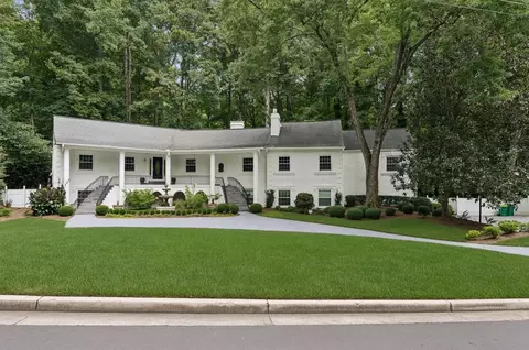 585 Idlewood Dr, Sandy Springs, GA 30327