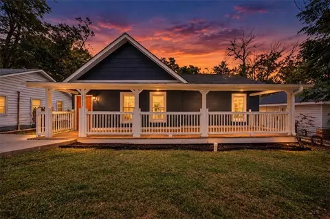 2972 8th St, East Point, GA 30344