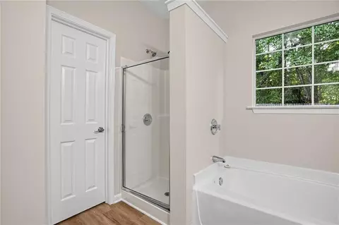 Bath - 433 Concord Cir, Mcdonough, GA 30253 photo 1 of 3