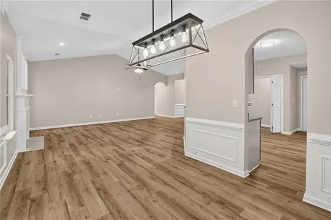 Living - 433 Concord Cir, Mcdonough, GA 30253 photo 4 of 4