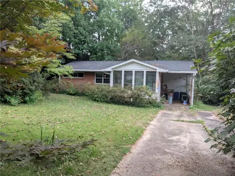 3095 Francine Dr, Decatur, GA 30033