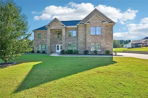 Exterior - 190 Barcelona Dr, Covington, GA 30016 photo 6 of 8