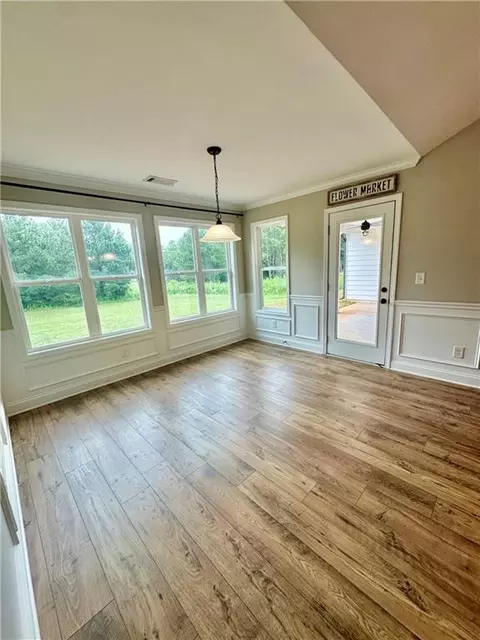 Dining - 189 Marie Ct, Bethlehem, GA 30620 photo 2 of 2