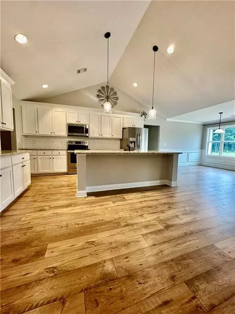 Kitchen - 189 Marie Ct, Bethlehem, GA 30620 photo 1 of 8