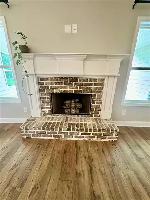 Living - 189 Marie Ct, Bethlehem, GA 30620 photo 3 of 3