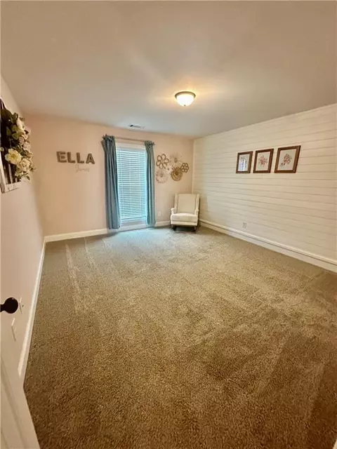 Bedroom - 189 Marie Ct, Bethlehem, GA 30620 photo 3 of 4