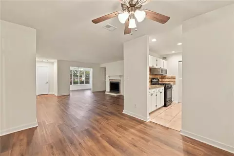1001 River Mill Cir, Roswell, GA 30075