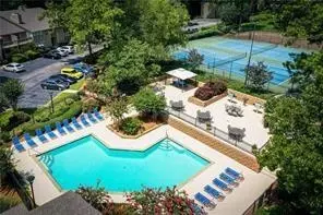 1001 River Mill Cir, Roswell, GA 30075