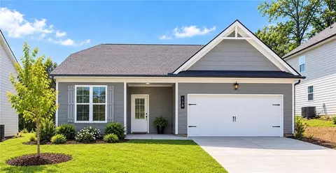 138 Formosa St, Adairsville, GA 30103