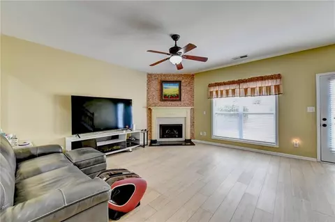 Living - 2726 Beynon Ln, Suwanee, GA 30024 photo 1 of 4