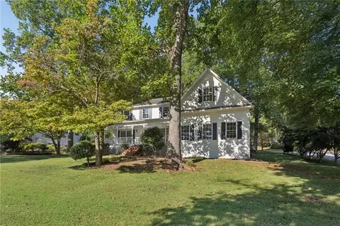 580 Berkeley Ln NE, Kennesaw, GA 30144