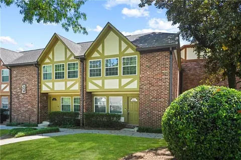 2825 NExpressway Expy NE #N4, Atlanta, GA 30345
