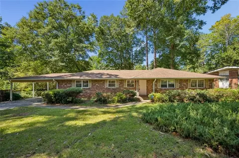 2677 Lancaster Dr, East Point, GA 30344