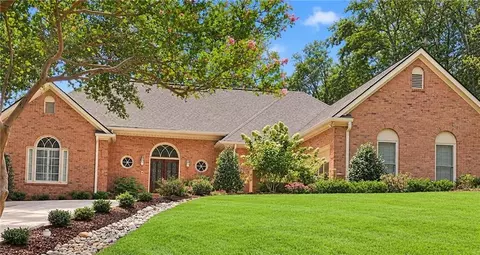 195 Sentinel Pl, Marietta, GA 30067
