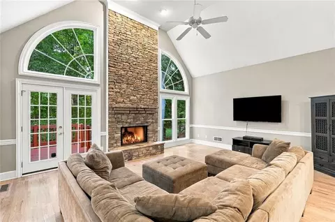 Living - 238 Rivergate Dr, Suwanee, GA 30024 photo 9 of 9