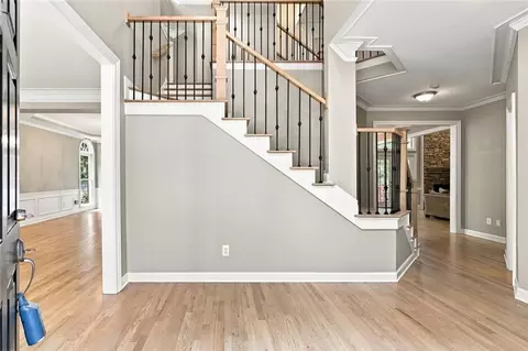 Entry Way - 238 Rivergate Dr, Suwanee, GA 30024 photo 2 of 4