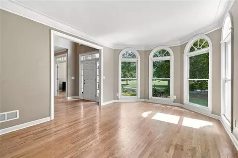 Living - 238 Rivergate Dr, Suwanee, GA 30024 photo 2 of 9