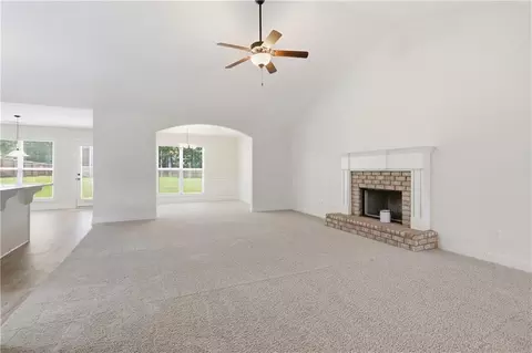Living - 231 Camp Ct, Bethlehem, GA 30620 photo 1 of 4