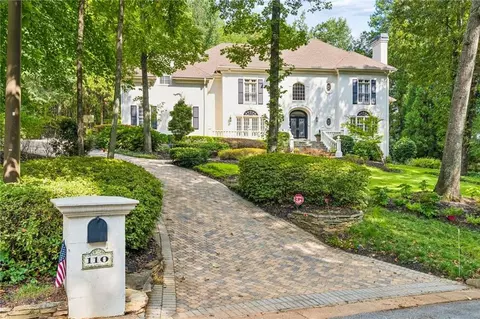 110 Parc Du Chateau, Sandy Springs, GA 30327