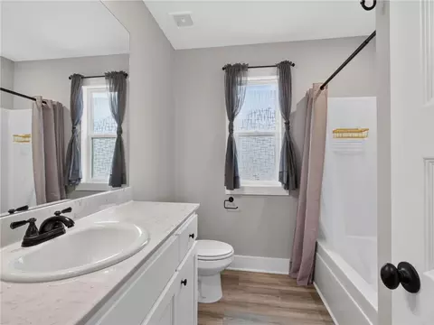 Bath - 103 Advent Dr, Winder, GA 30680 photo 8 of 8