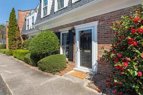 3 Surry County Pl NW, Atlanta, GA 30318