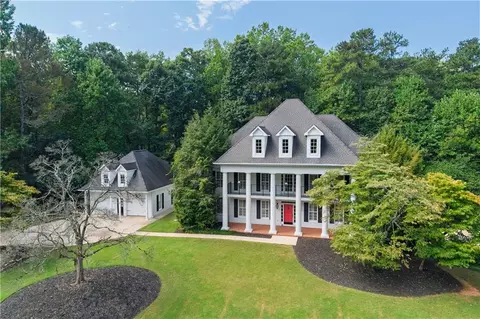 1813 Wynthrop Manor Dr SW, Marietta, GA 30064