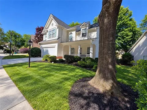 3335 Lantern Ridge Ln, Scottdale, GA 30079