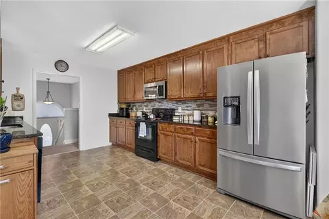 Kitchen - 1690 Dillard Way, Bethlehem, GA 30620 photo 4 of 8