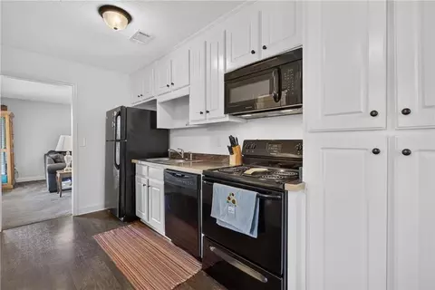 Kitchen - 1690 Dillard Way, Bethlehem, GA 30620 photo 8 of 8