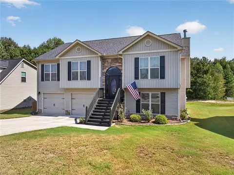 Exterior - 1690 Dillard Way, Bethlehem, GA 30620 photo 4 of 15