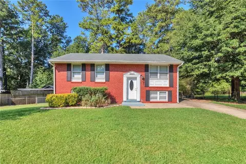 6671 Pelican Ct, Riverdale, GA 30274