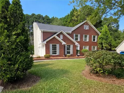 3205 Summit Place Dr, Loganville, GA 30052