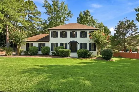 1494 Oak Springs Dr, Marietta, GA 30066