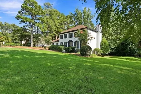 1494 Oak Springs Dr, Marietta, GA 30066