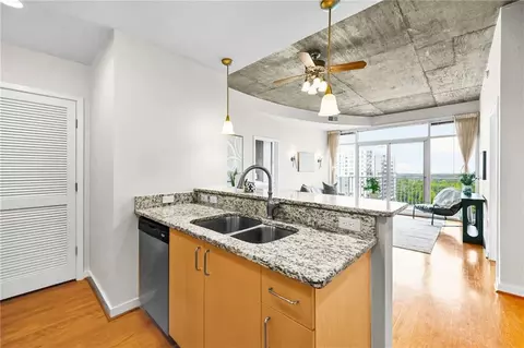 250 Pharr Rd NE #1609, Atlanta, GA 30305
