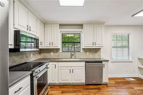 Kitchen - 85 Hidden Forest Rd, Covington, GA 30014 photo 2 of 3