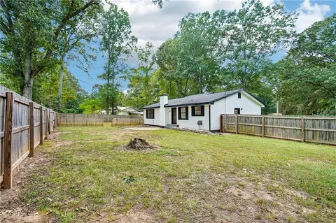 Exterior - 85 Hidden Forest Rd, Covington, GA 30014 photo 3 of 4