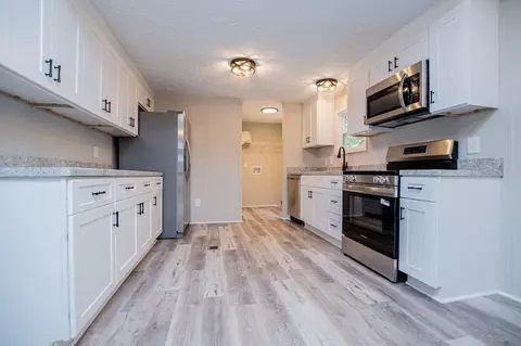 Kitchen - 61 Crest Rd, Carrollton, GA 30116 photo 1 of 1