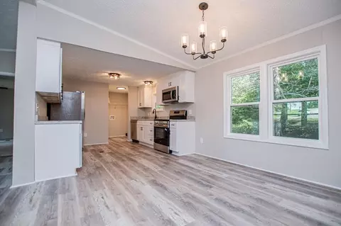 Dining - 61 Crest Rd, Carrollton, GA 30116 photo 1 of 1