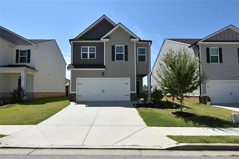 385 Shasta Ct, Hoschton, GA 30548