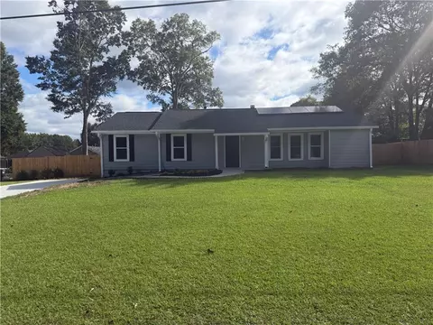 3321 Mustang Dr, Powder Springs, GA 30127
