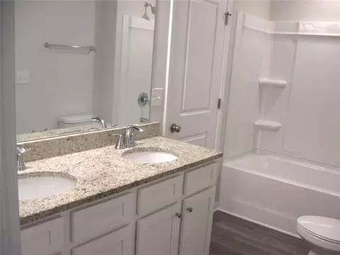 Bath - 11854 Rizvan Pl, Covington, GA 30014 photo 4 of 4