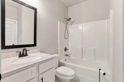 Bath - 45 Somerset Way, Bethlehem, GA 30620 photo 2 of 2